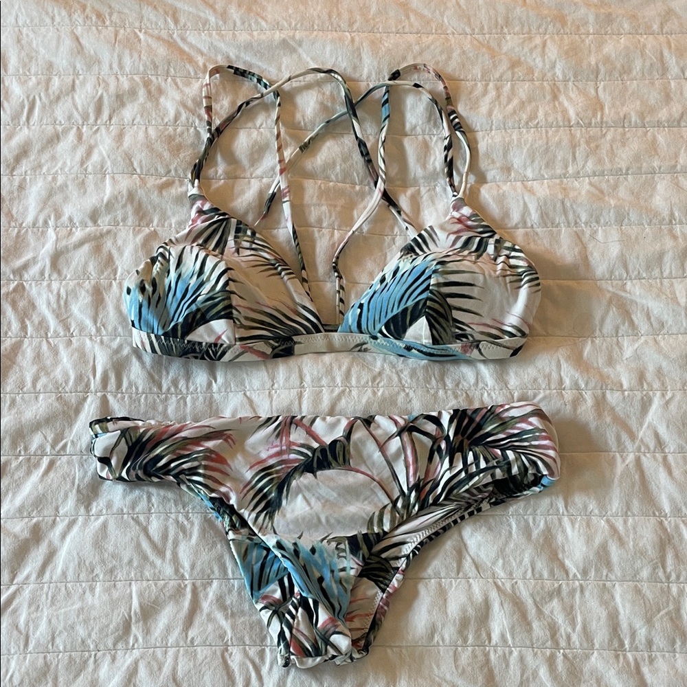 O'Neill Women's Tropical Palm Print Bikini in White, Black, Blue, Pink